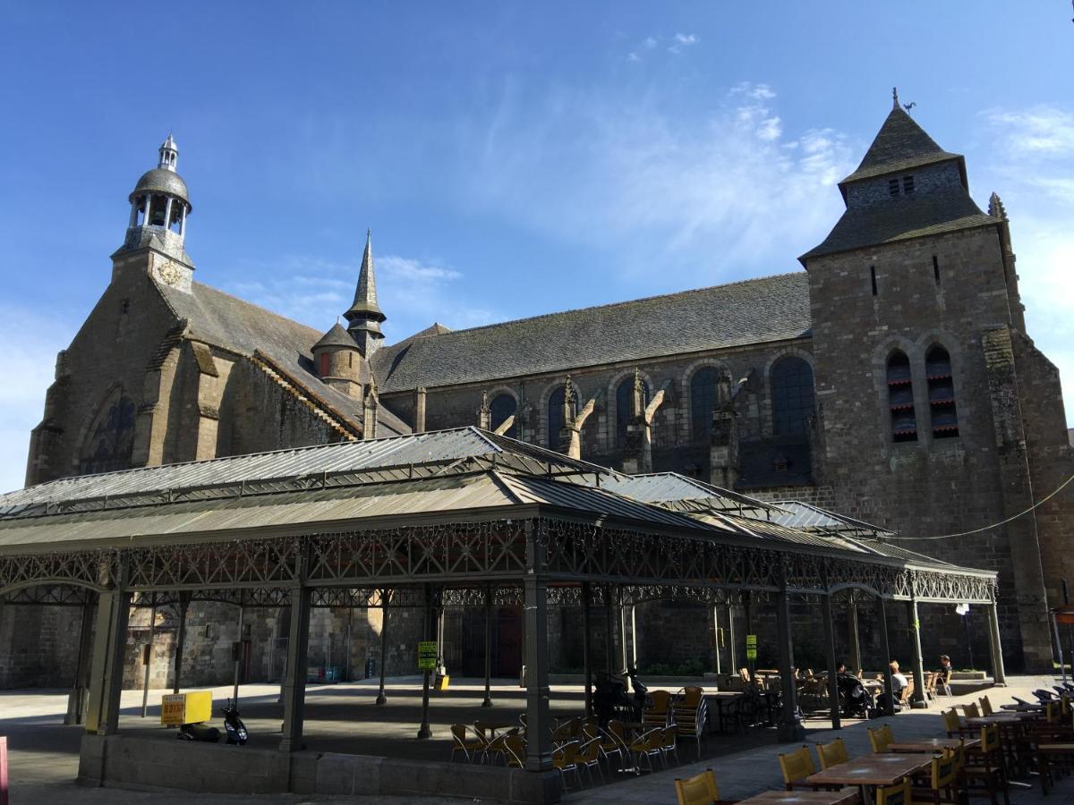 Marie Et Brieuc _ Duplex Lumineux Colore Atypique Face Cathedrale แซงต์-บรีเออ ภายนอก รูปภาพ